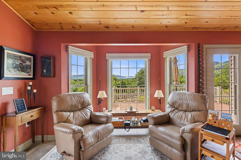 QUANTICO - Residential