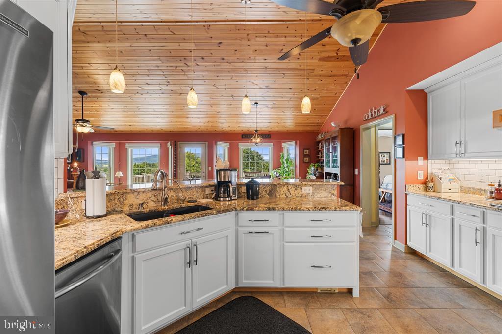 QUANTICO - Residential