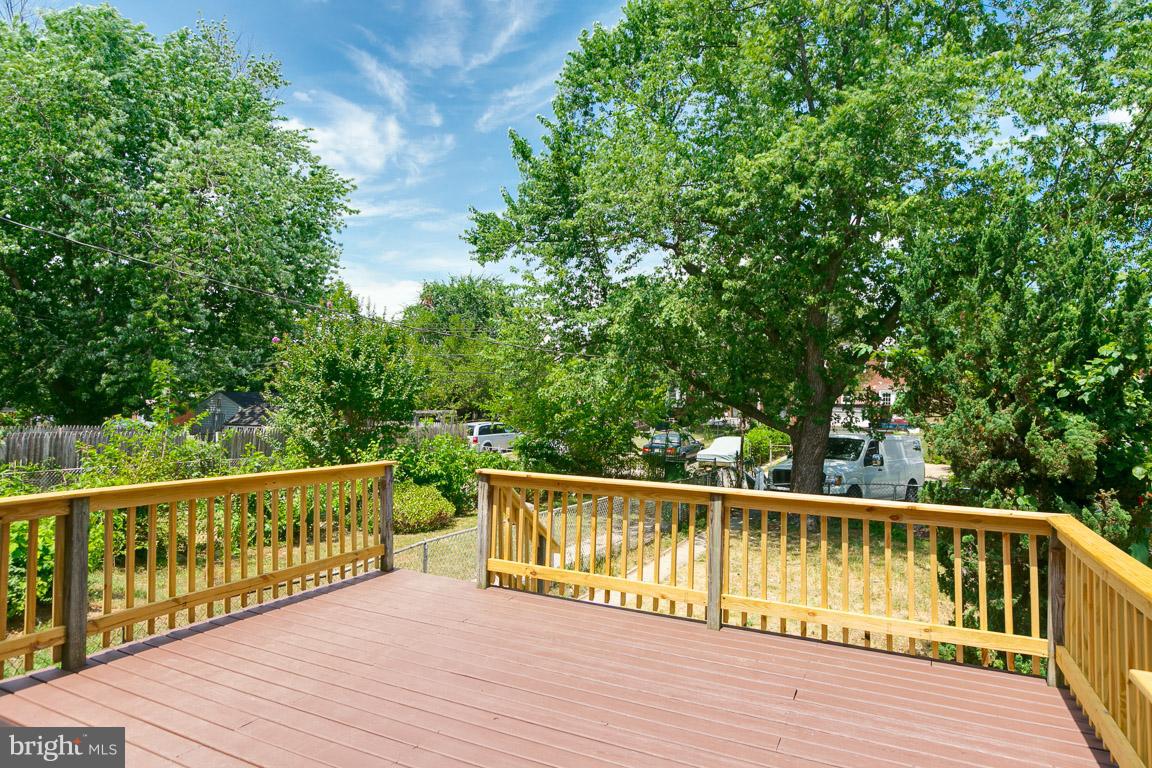 WOODBOURNE HEIGHTS - Residential