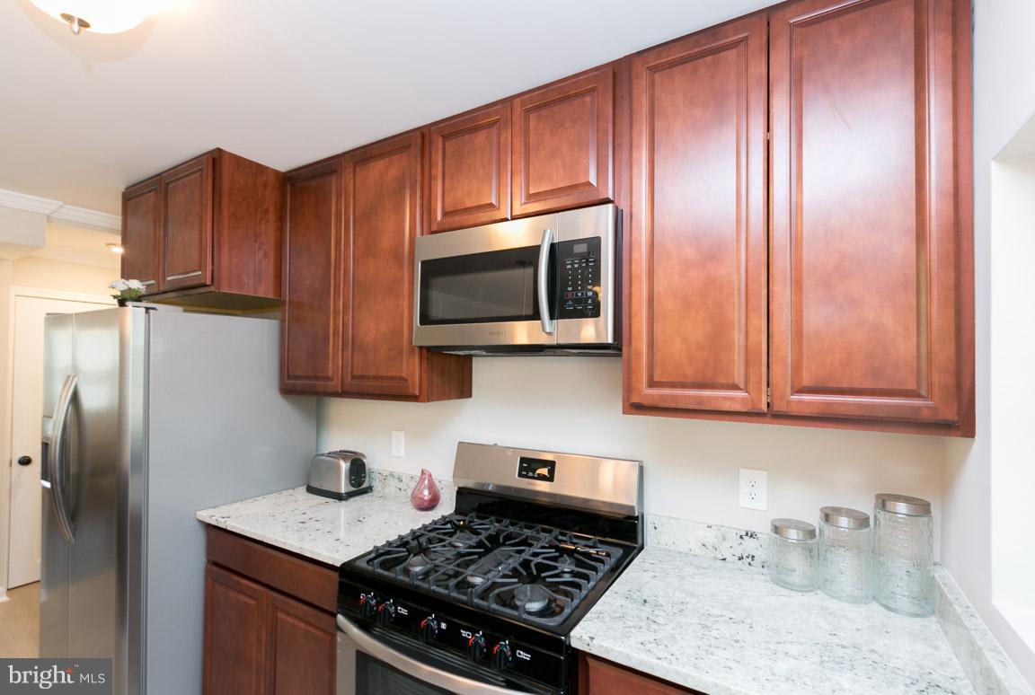 WOODBOURNE HEIGHTS - Residential