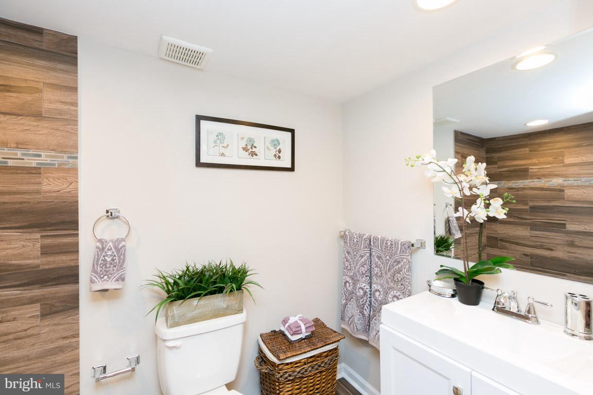 WOODBOURNE HEIGHTS - Residential