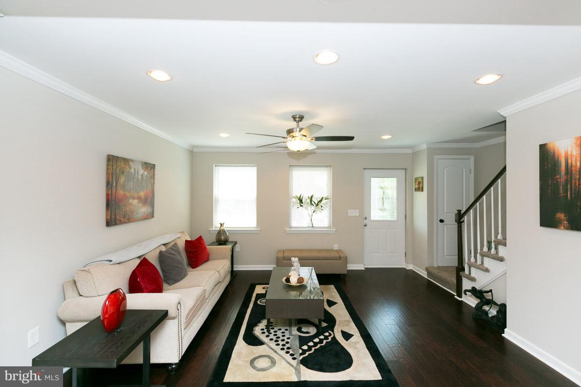 WOODBOURNE HEIGHTS - Residential