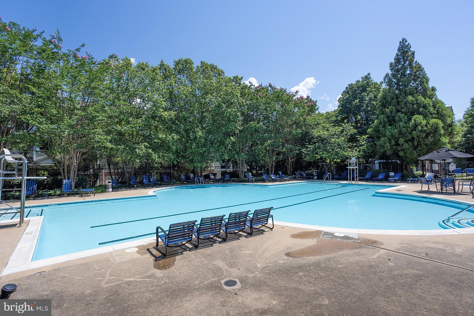 BUCKINGHAM STATION - Residential Lease