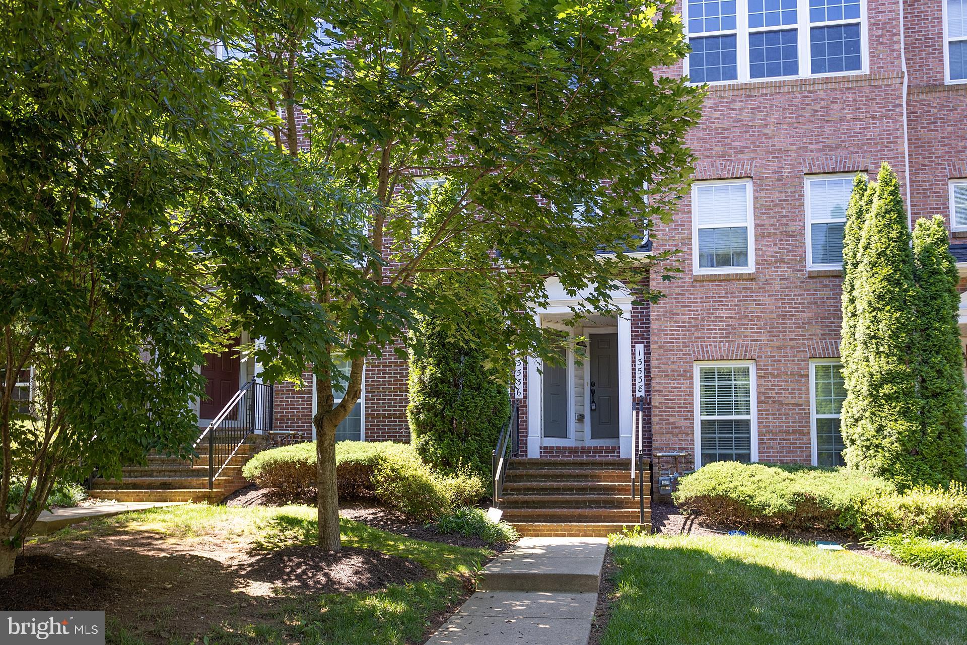 BUCKINGHAM STATION - Residential Lease