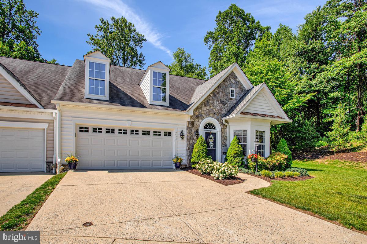8633 VAST ROSE DRIVE 14