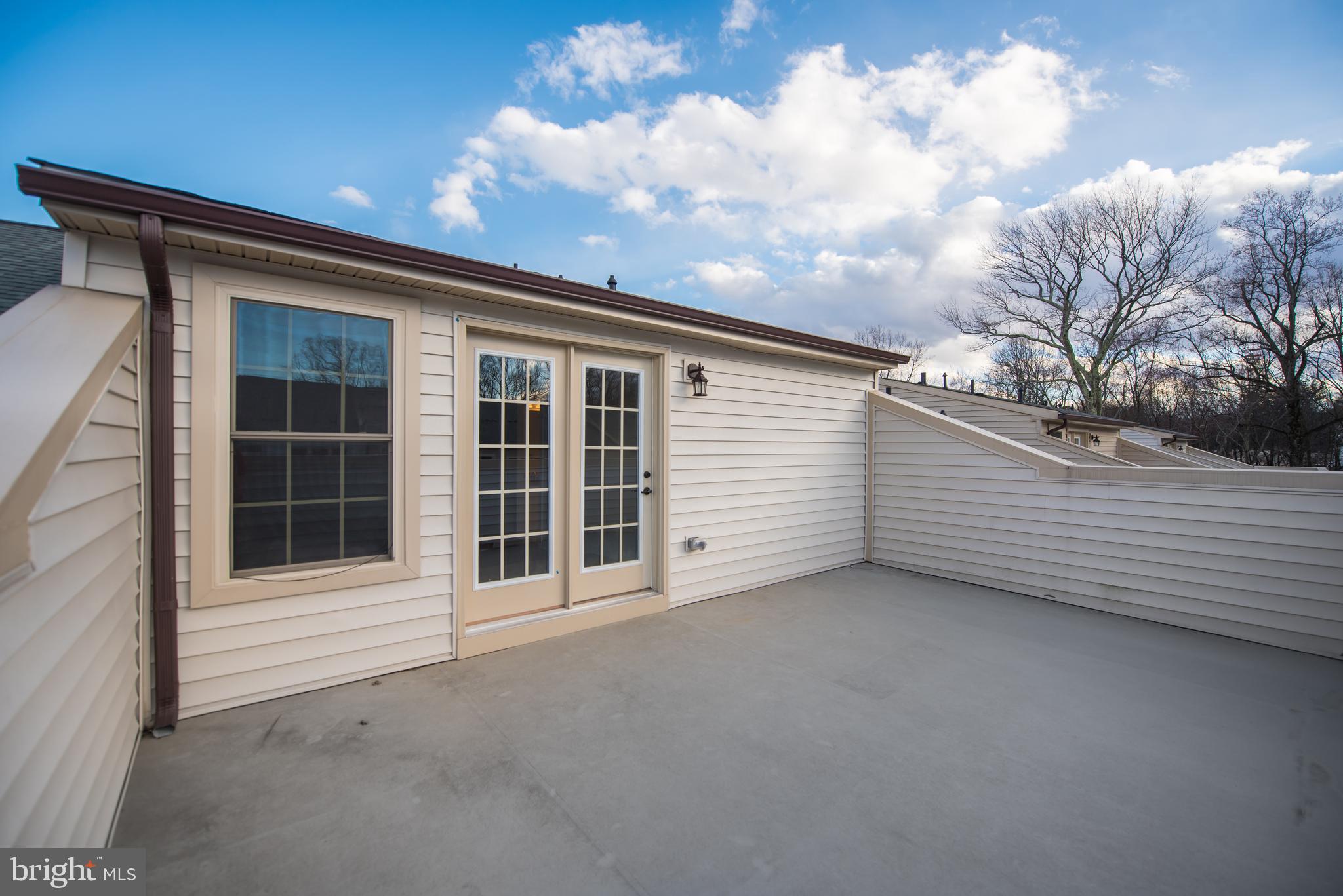 PARKSIDE - Residential