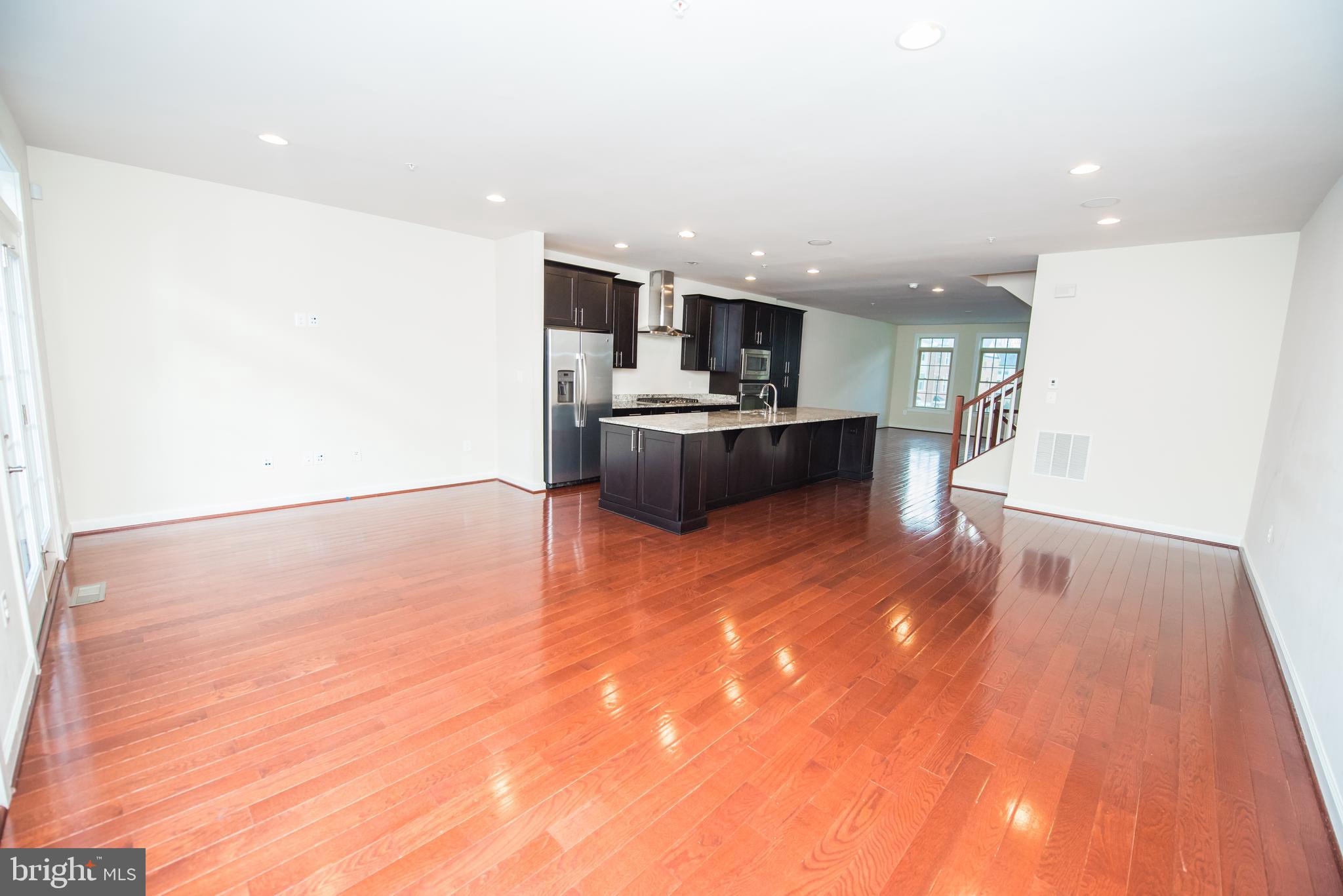 PARKSIDE - Residential