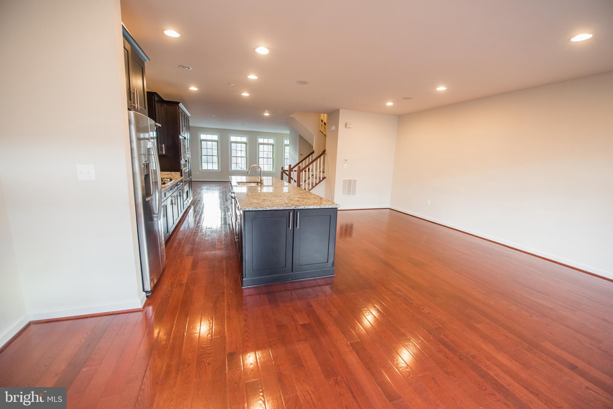 PARKSIDE - Residential