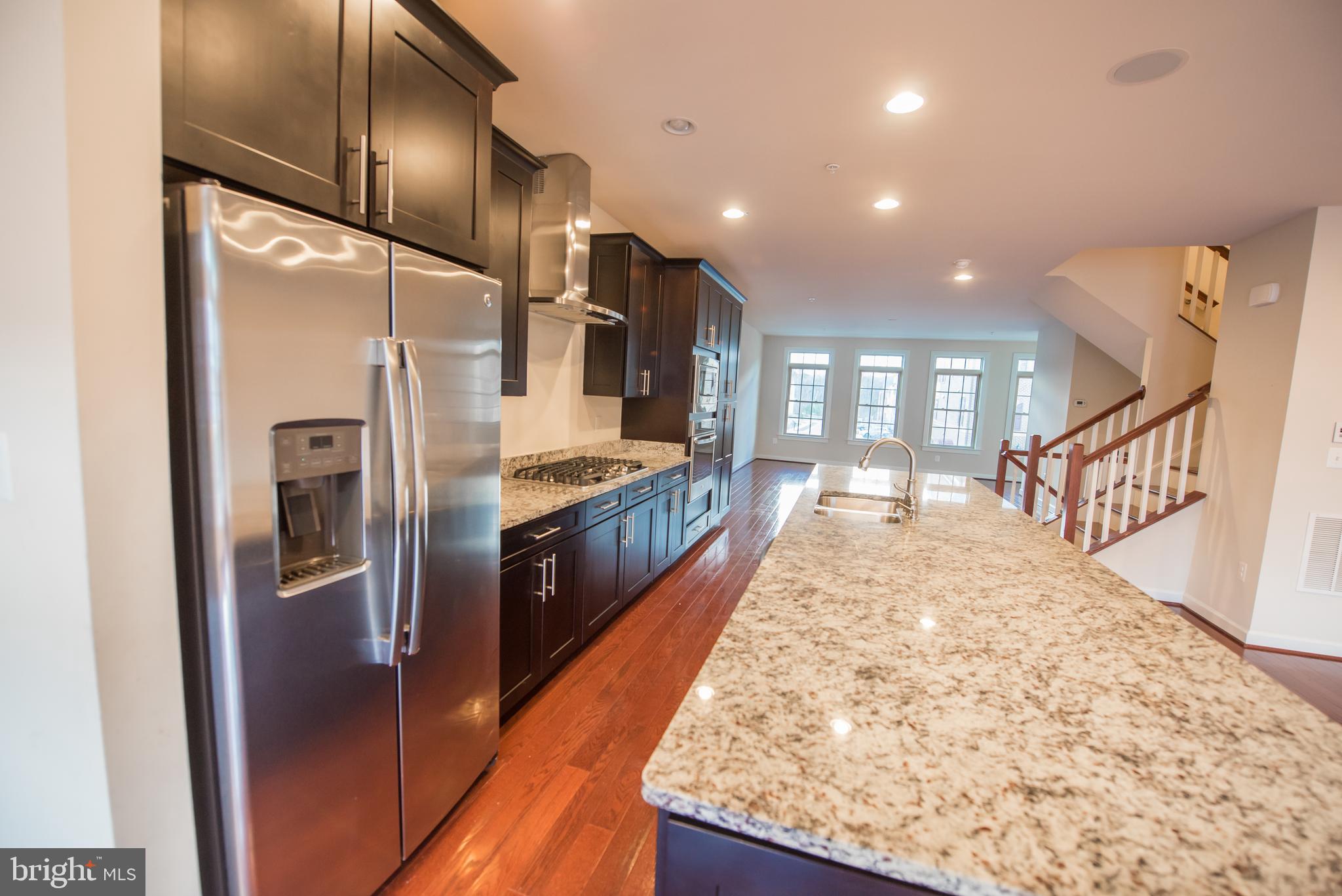 PARKSIDE - Residential