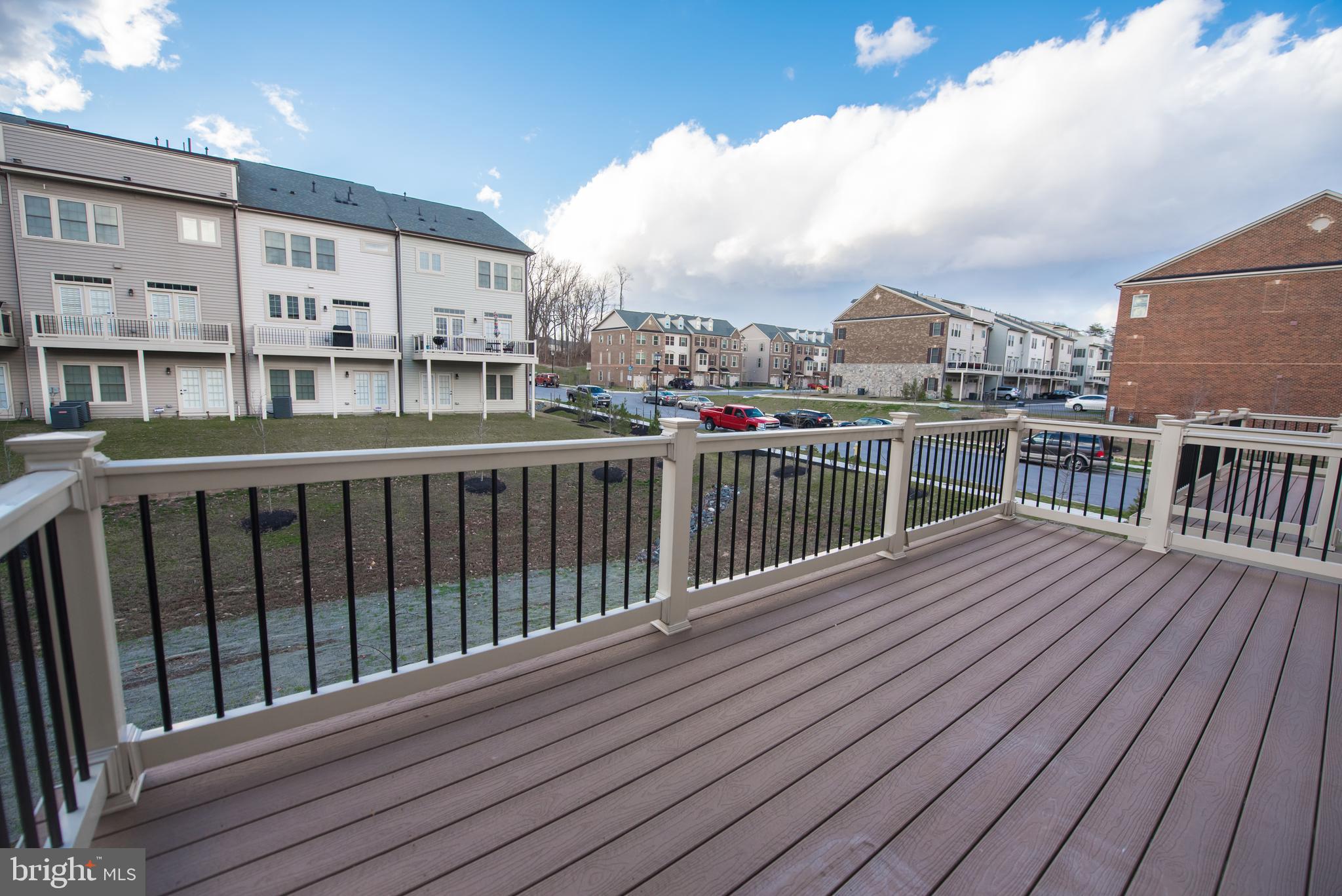 PARKSIDE - Residential