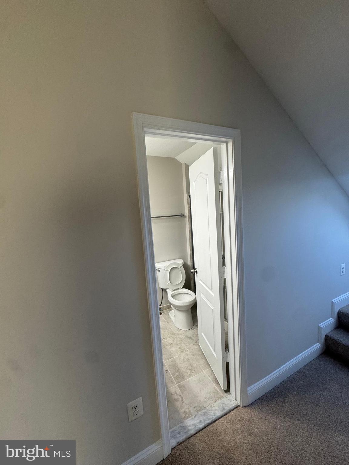 TRIANGLE HIGHLANDS CONDO - Residential Lease