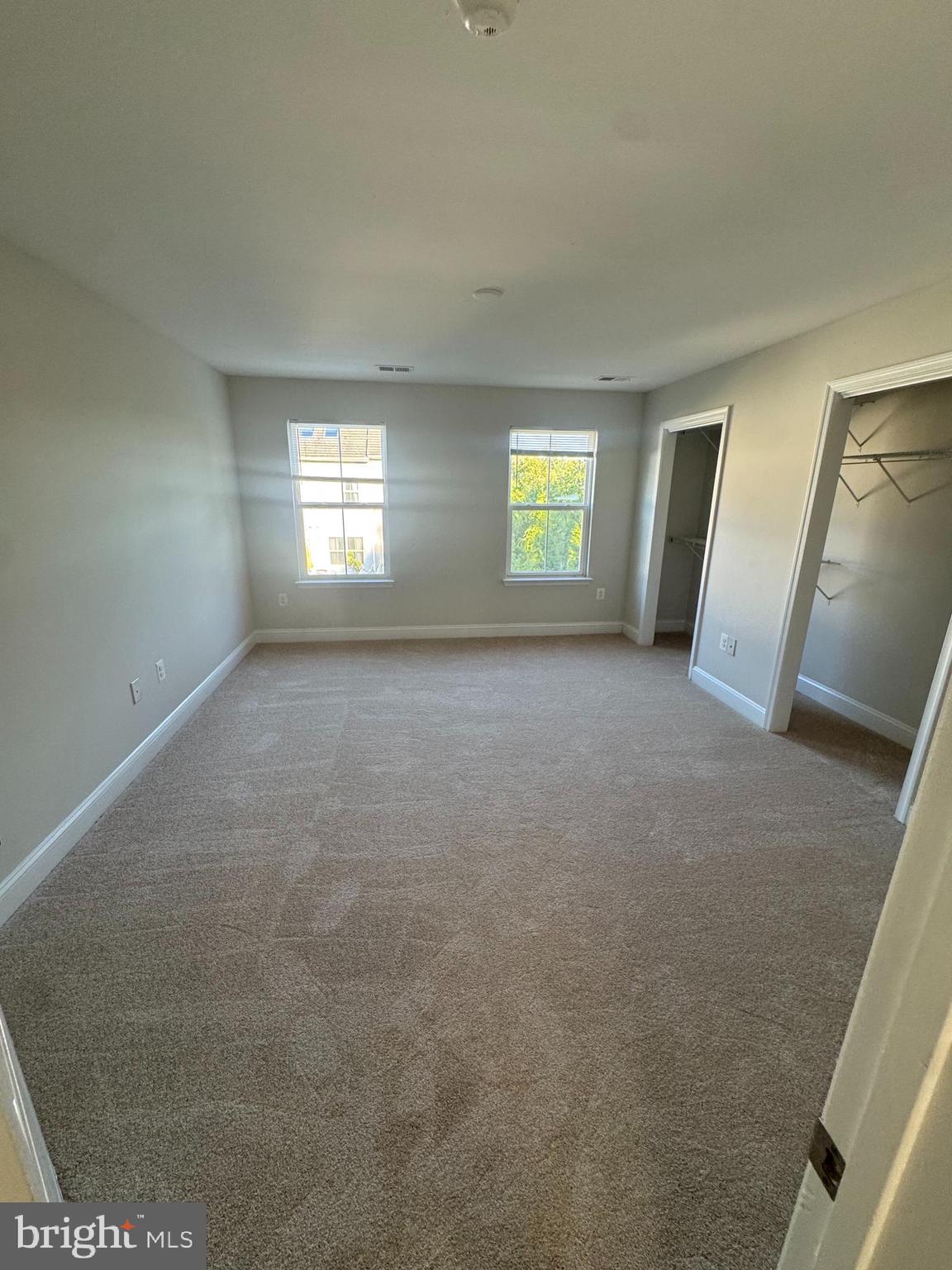 TRIANGLE HIGHLANDS CONDO - Residential Lease