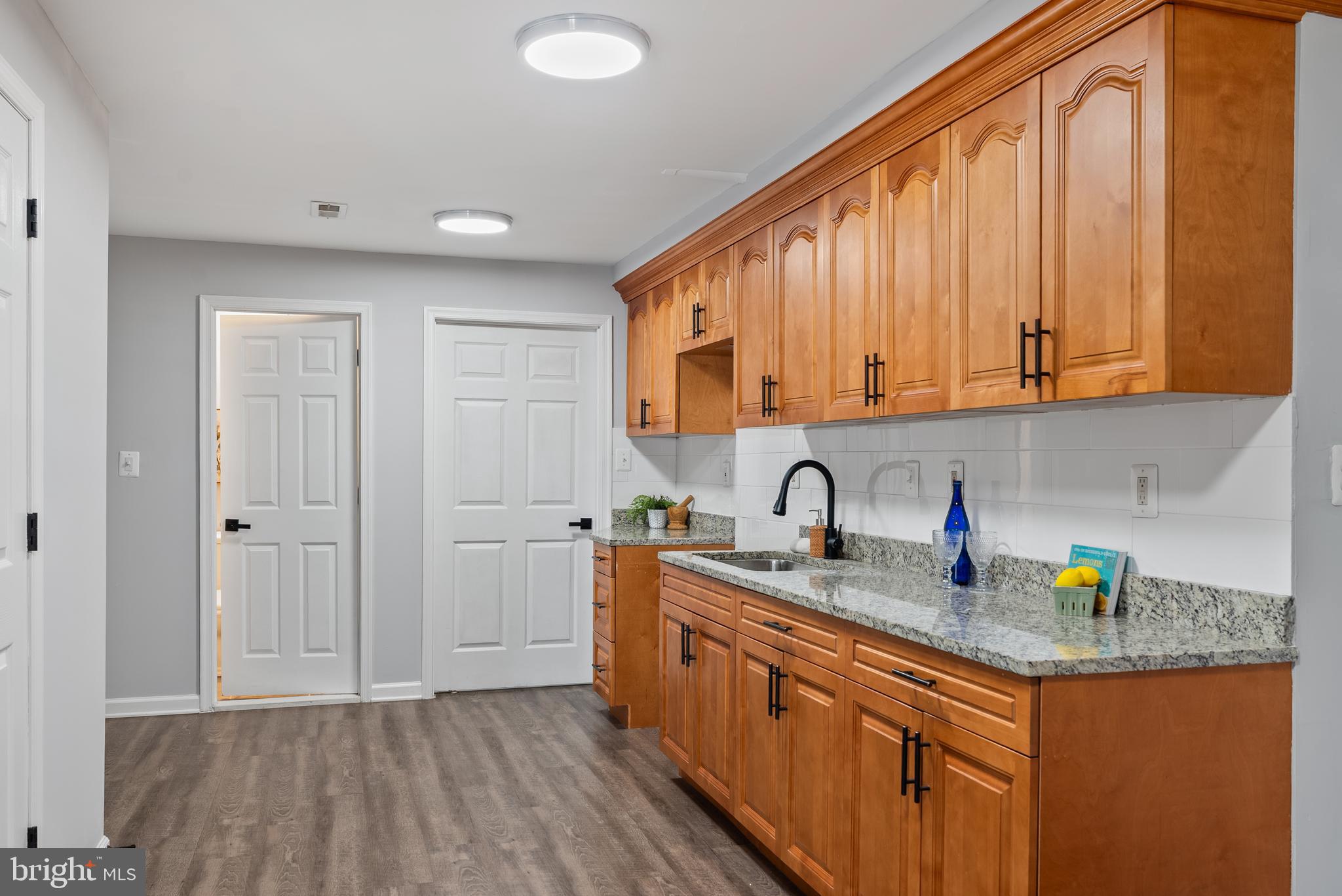 BETHANY MANOR - Residential