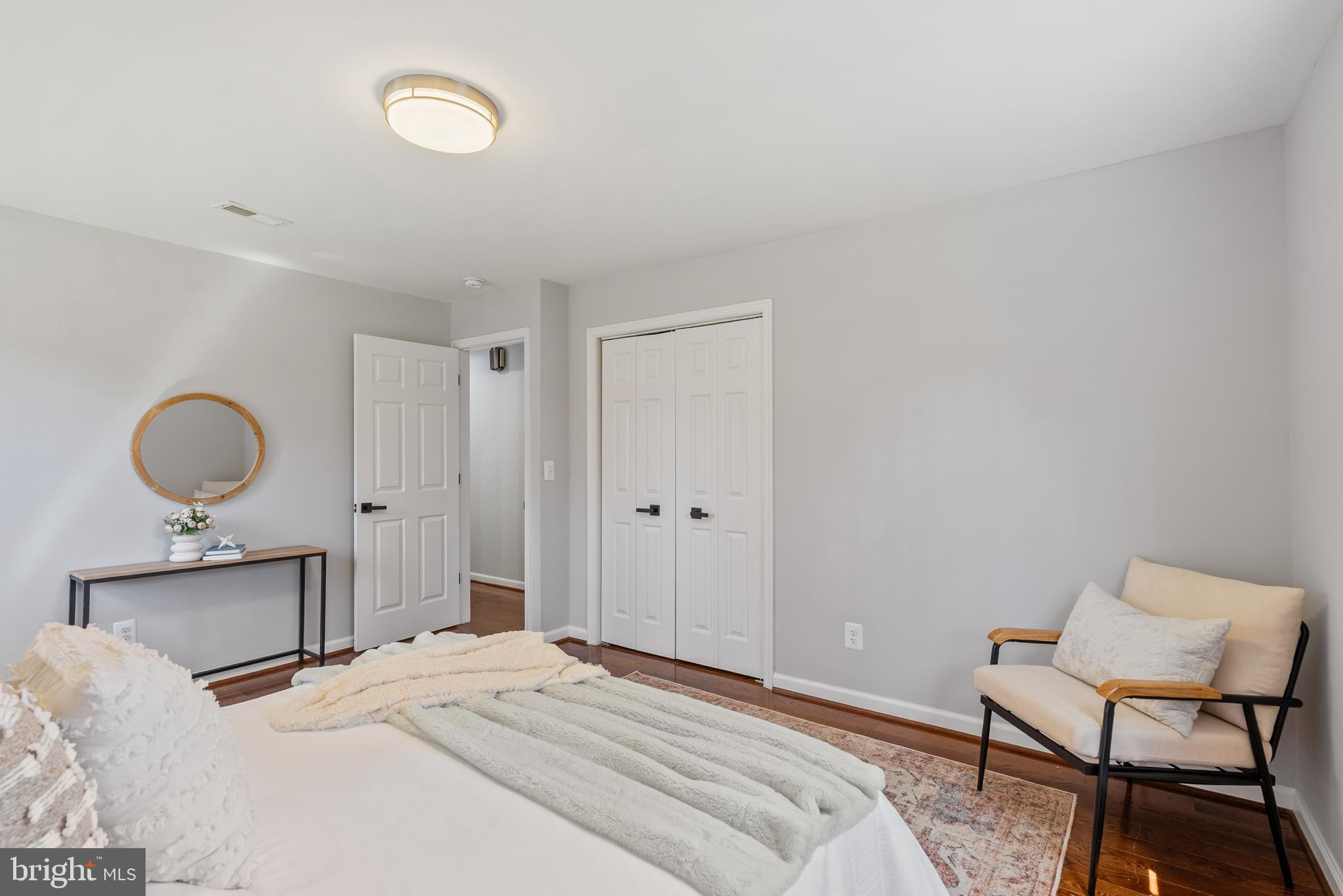 BETHANY MANOR - Residential