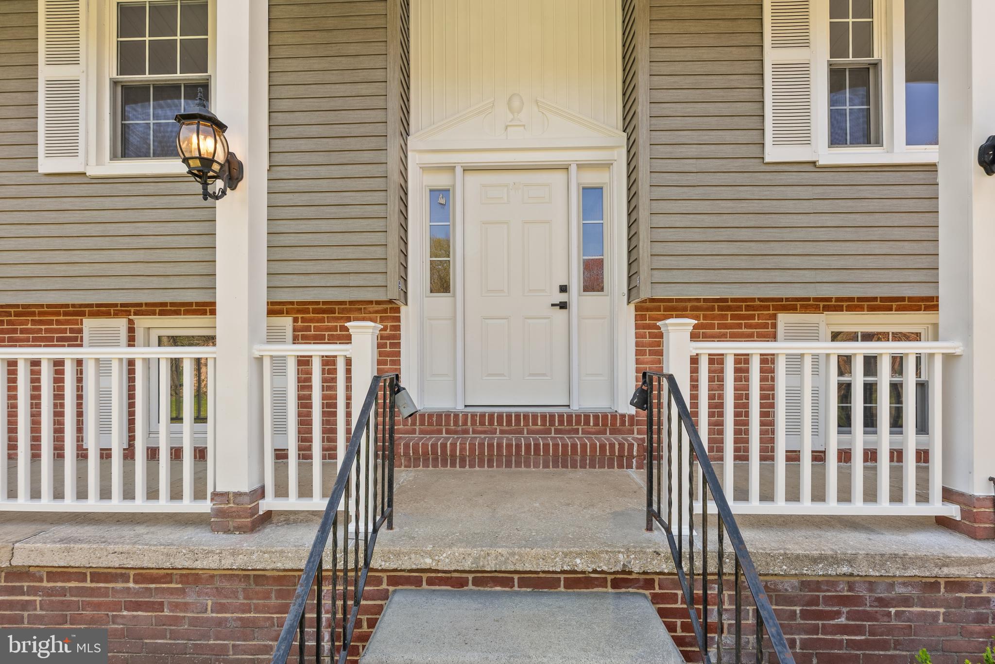 BETHANY MANOR - Residential