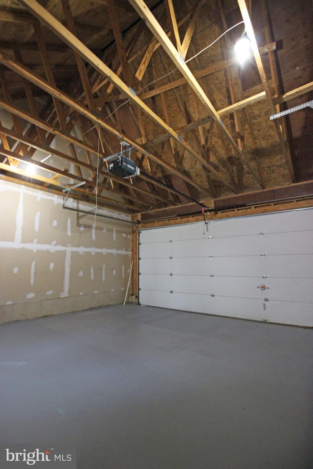 VILLAGES OF URBANA - Residential Lease