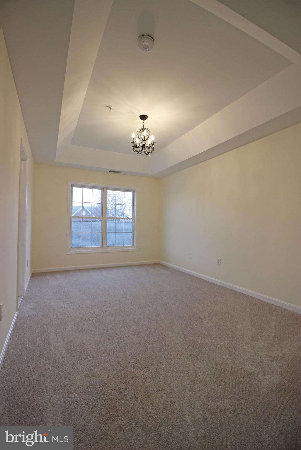 VILLAGES OF URBANA - Residential Lease