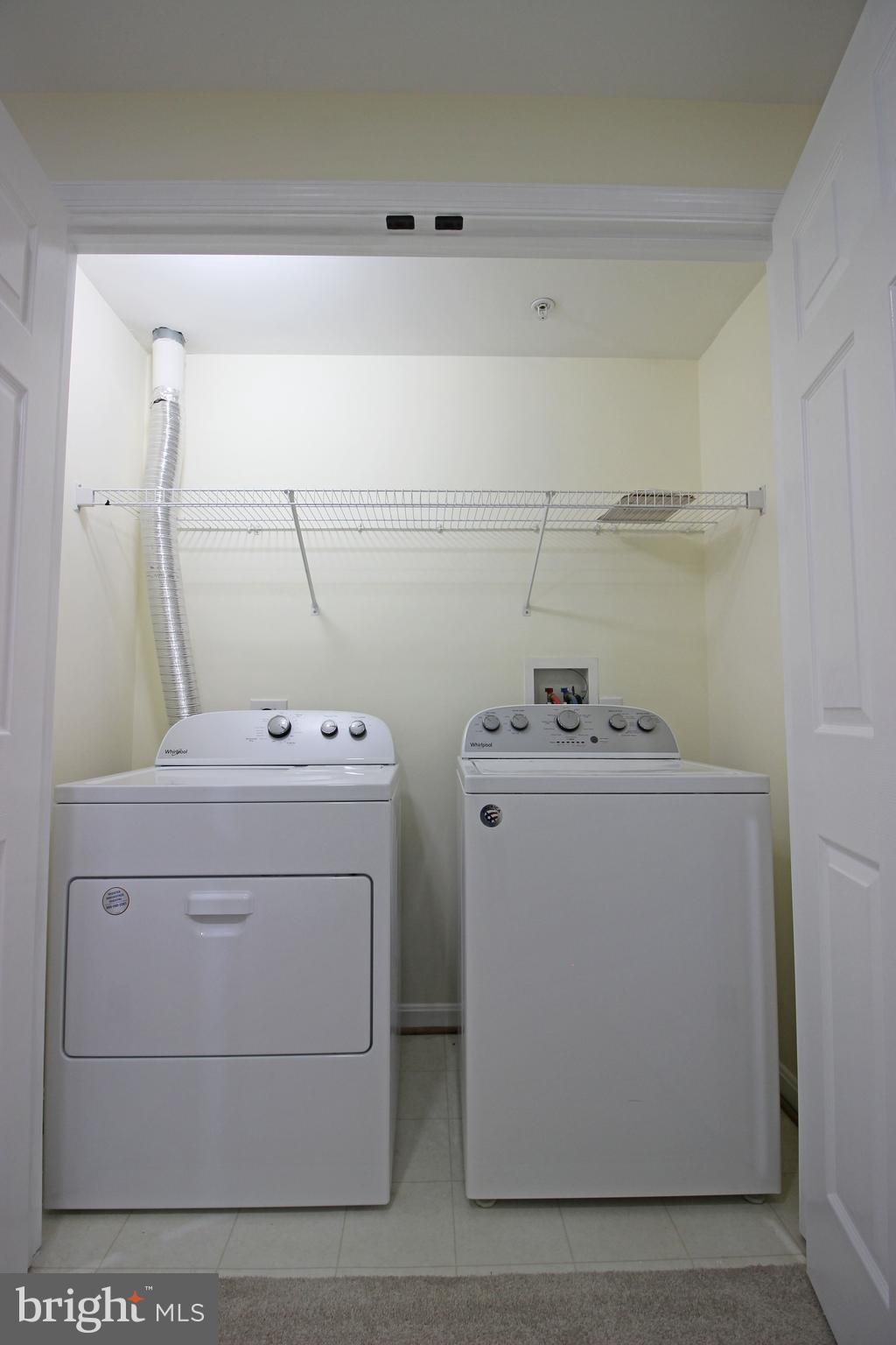 VILLAGES OF URBANA - Residential Lease