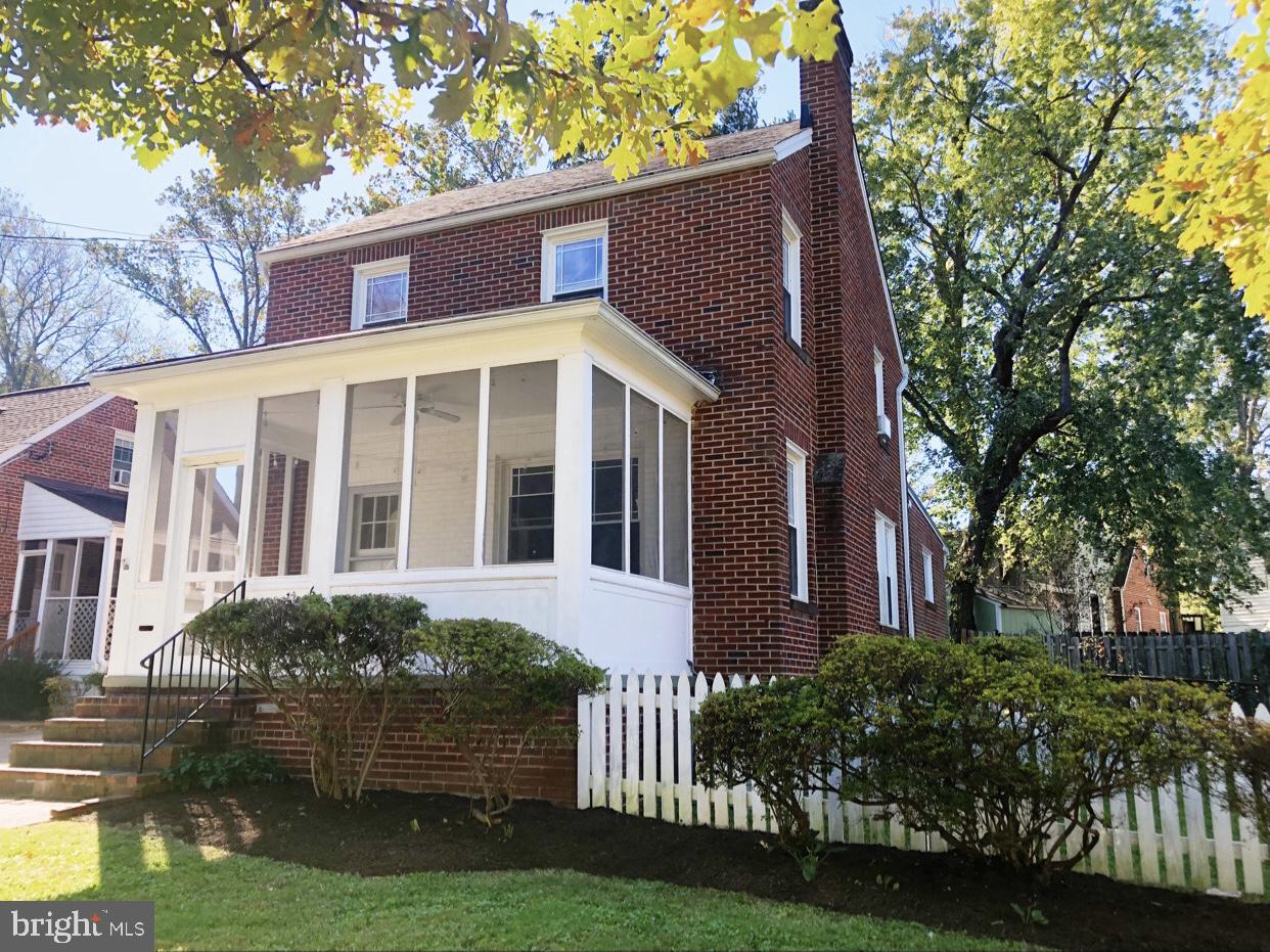 BROOKMONT - Residential Lease