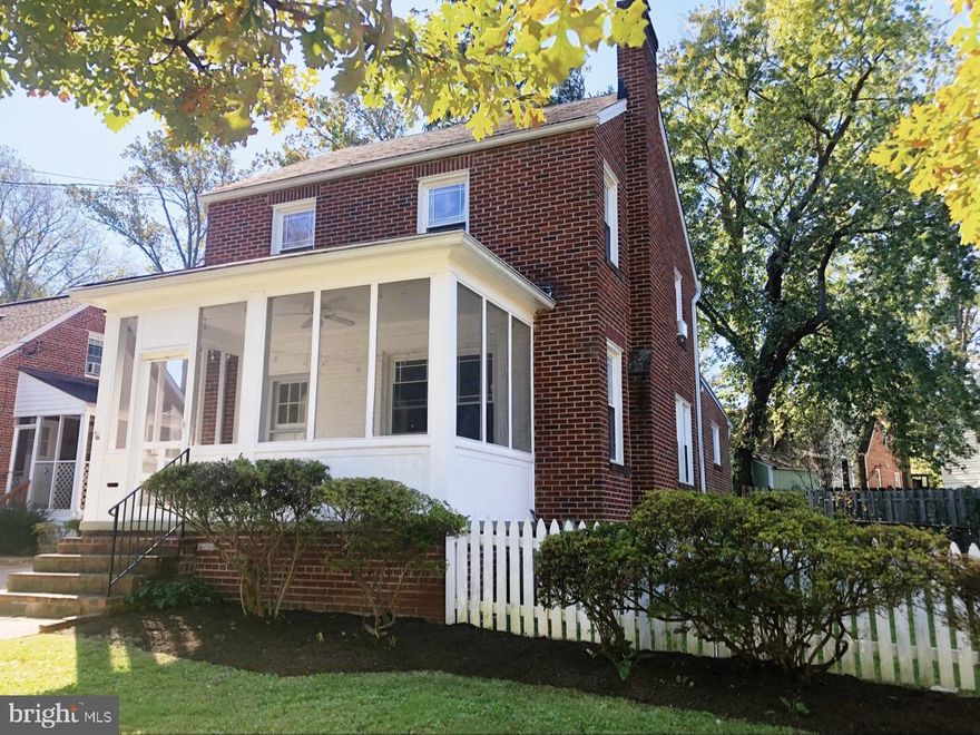 It feels like a nature- infused oasis (Little Falls Branch stream runs through it) but is just 15 minutes drive 
to Georgetown ,Friendship Heights and maybe 10 minutes to downtown Bethesda.  Has two  access points to the C&O Canal. It's 4 blocks to the beginning of the Crescent trail near MacArthur Blvd.. Park with 
Playground , ball field and tennis courts in the community... It sits 2 miles south of Glen Echo Park.
Walk down to the canal or go down paddle your canoe..