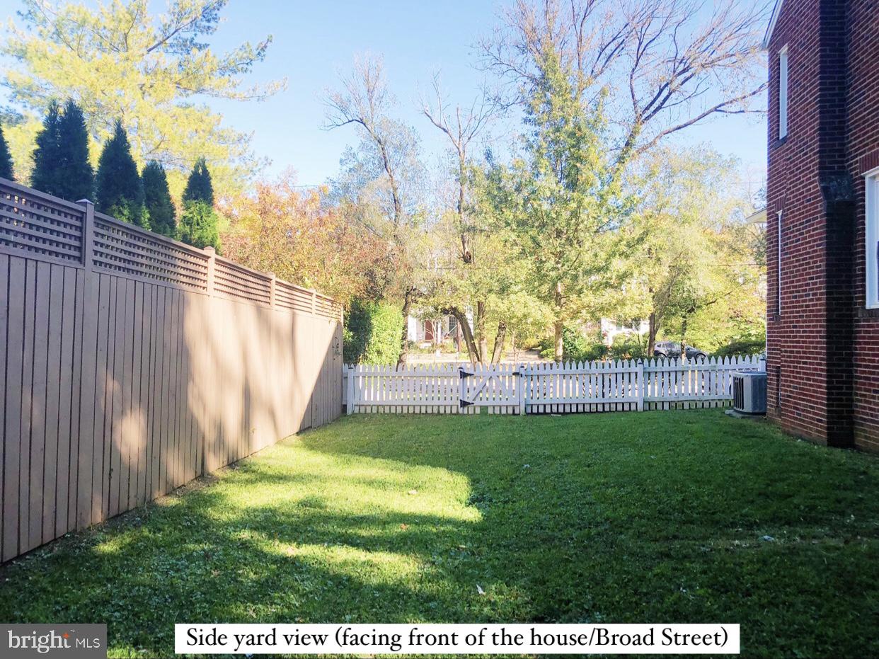 BROOKMONT - Residential Lease