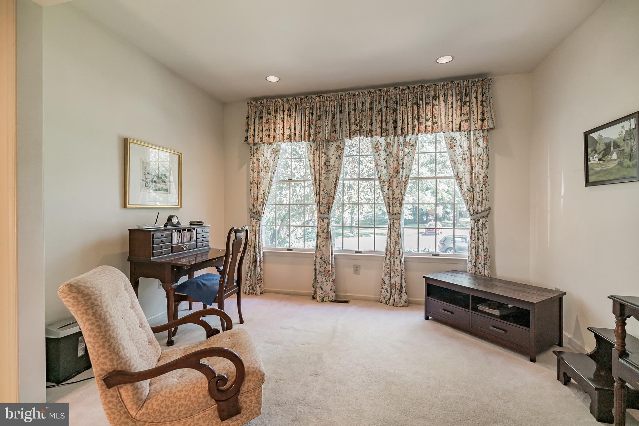DOYLESTOWN HUNT - Residential