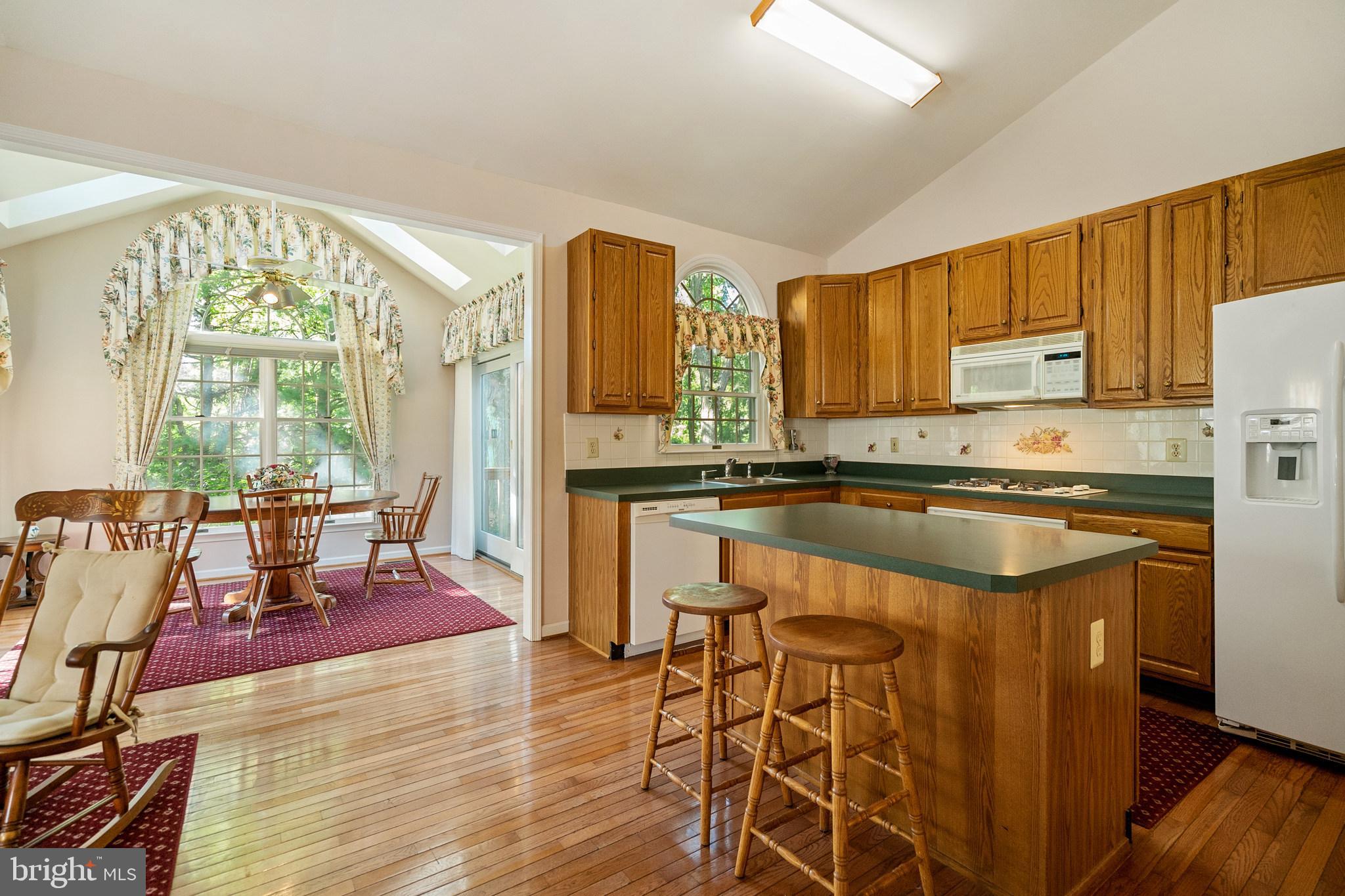 DOYLESTOWN HUNT - Residential