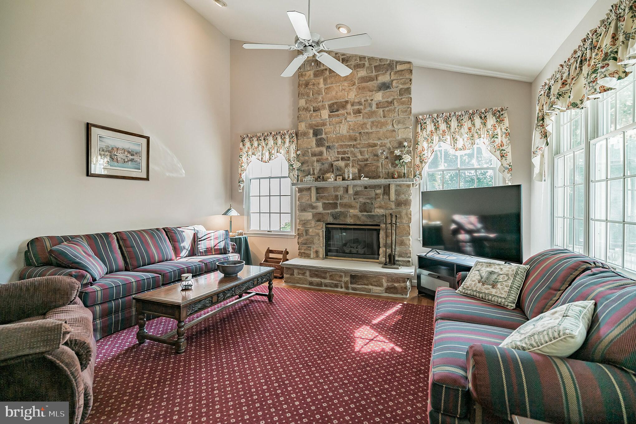 DOYLESTOWN HUNT - Residential