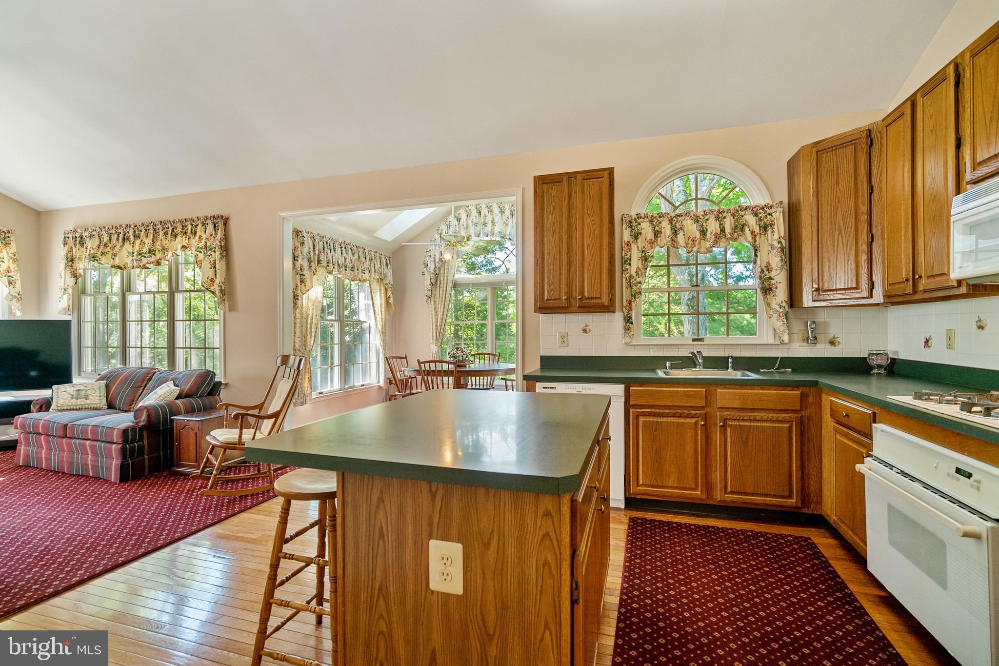 DOYLESTOWN HUNT - Residential