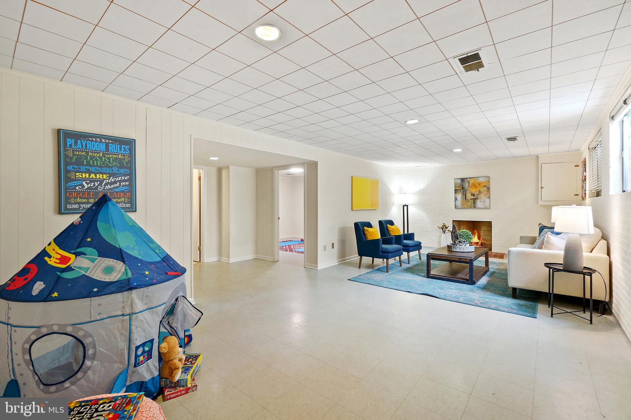 KENWOOD PARK - Residential