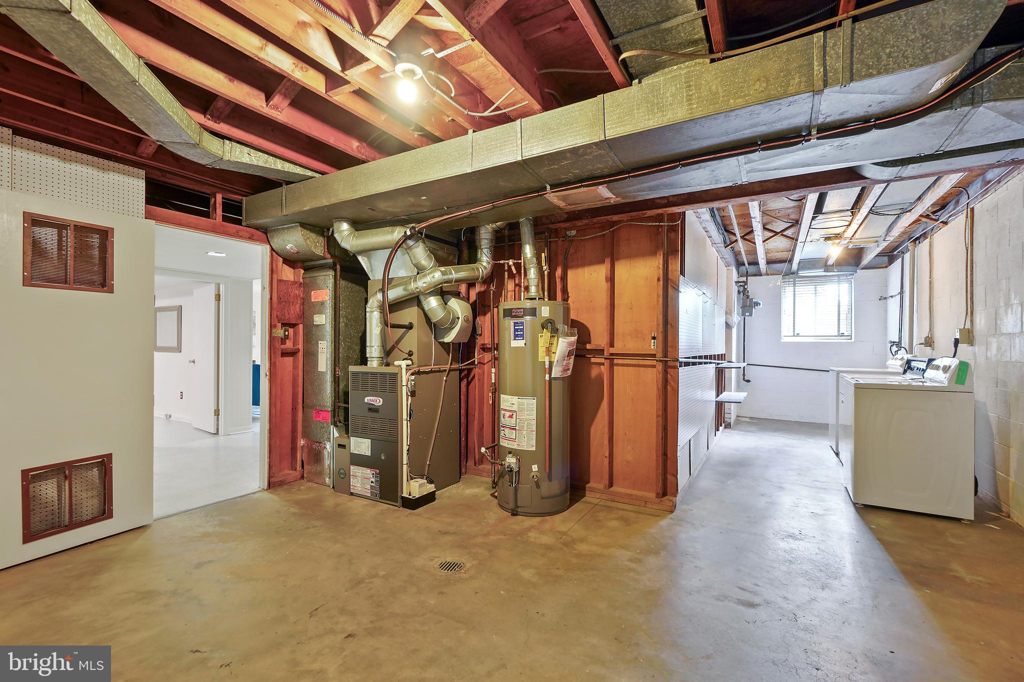 KENWOOD PARK - Residential