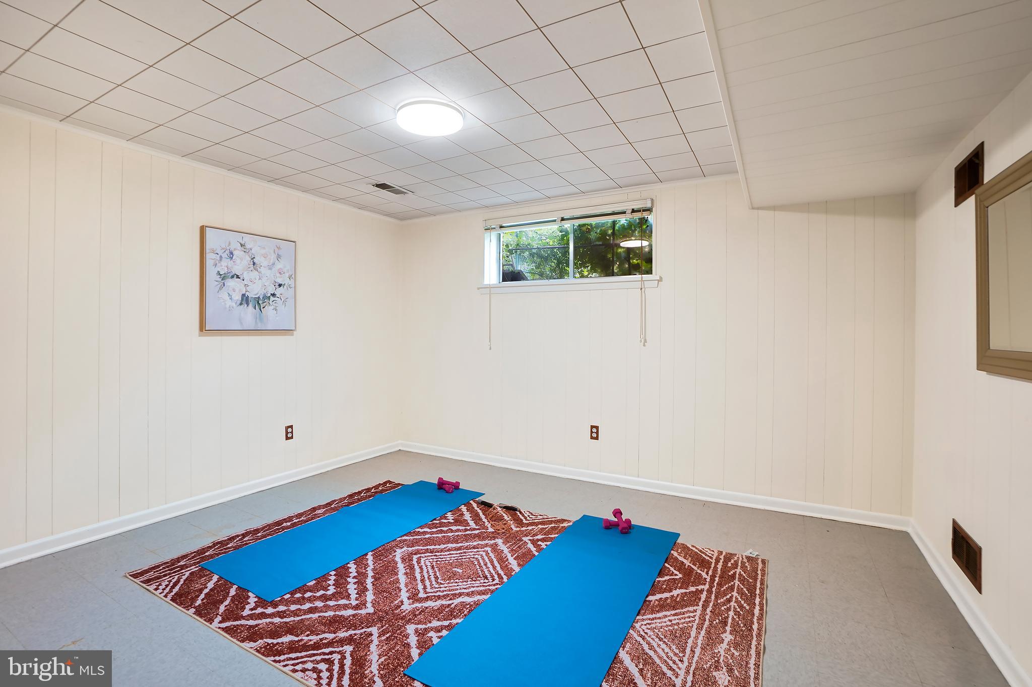 KENWOOD PARK - Residential