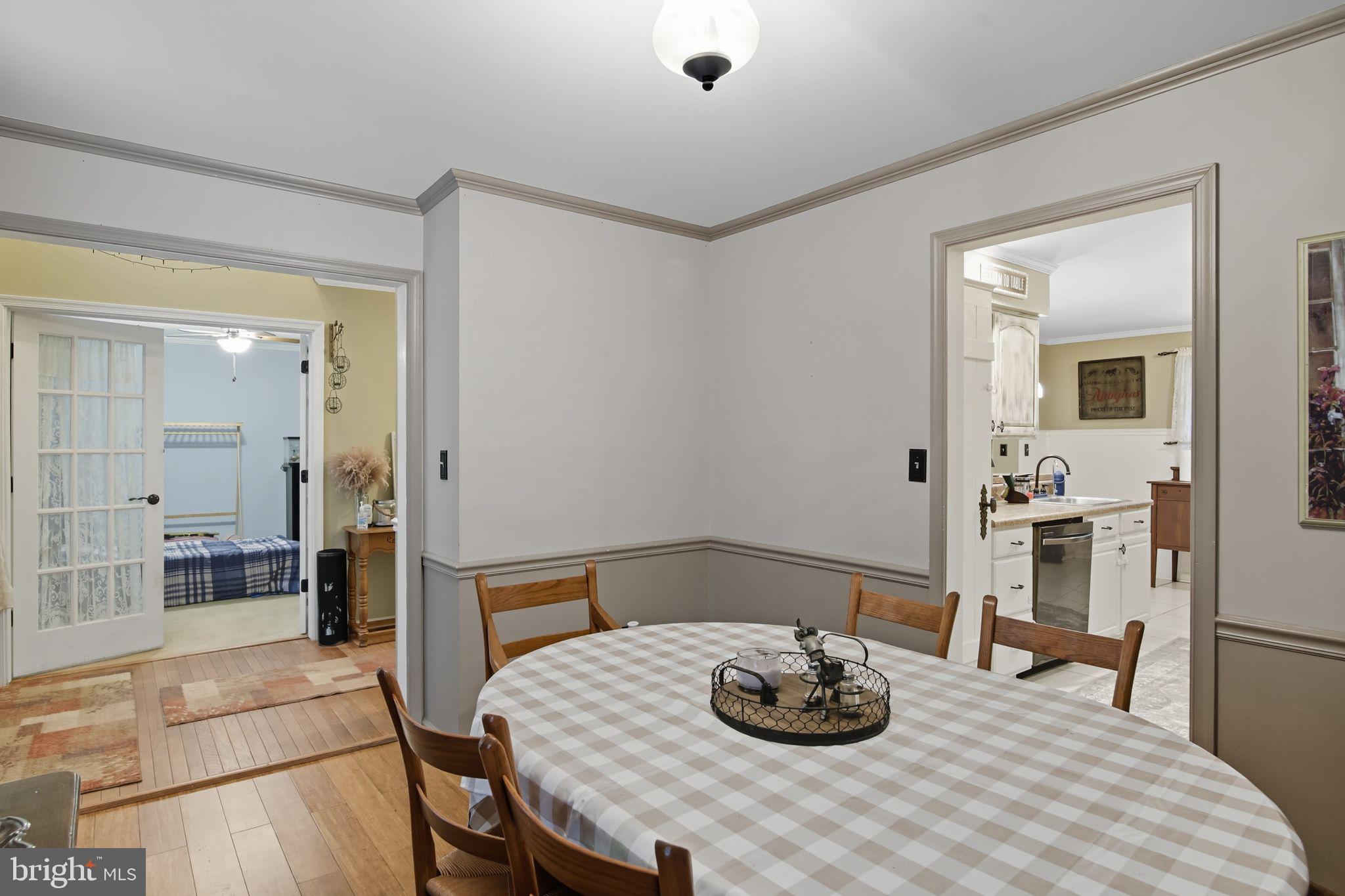 BLACK WALNUT RUN ESTATES - Residential