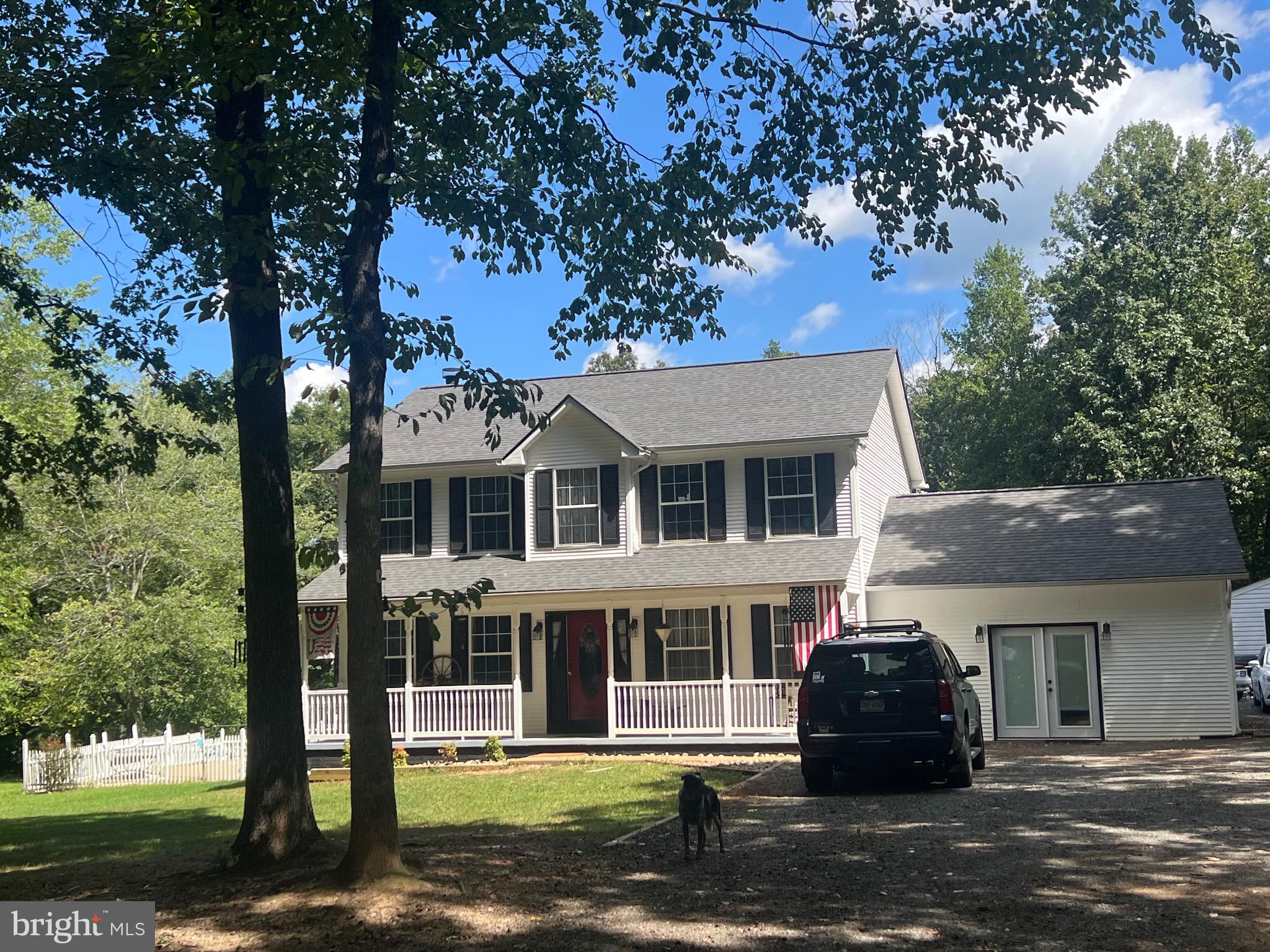 BLACK WALNUT RUN ESTATES - Residential