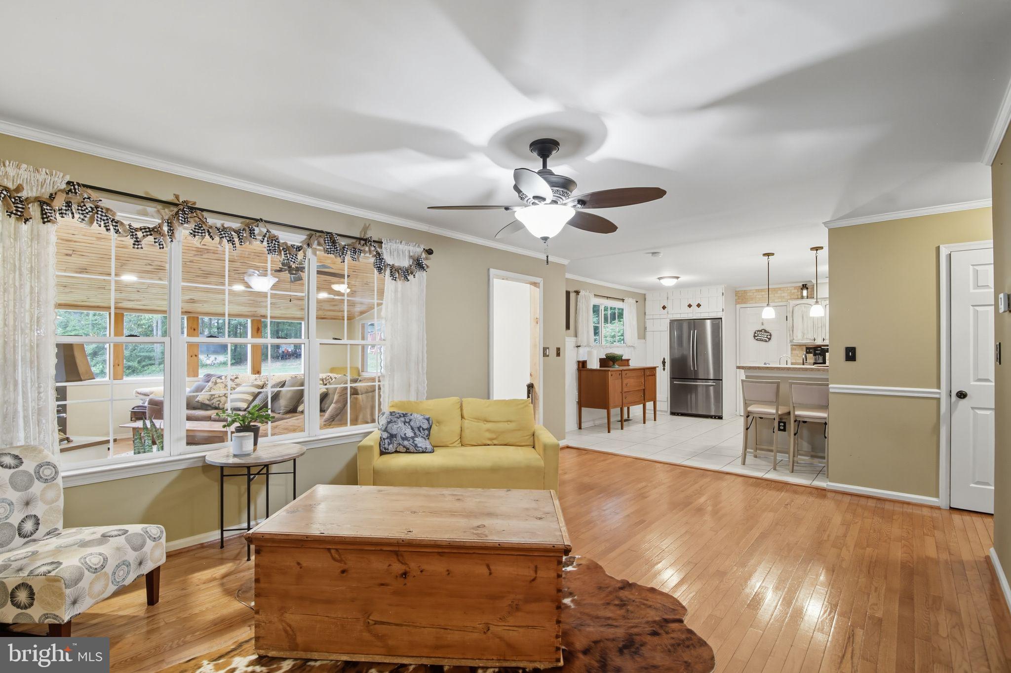 BLACK WALNUT RUN ESTATES - Residential