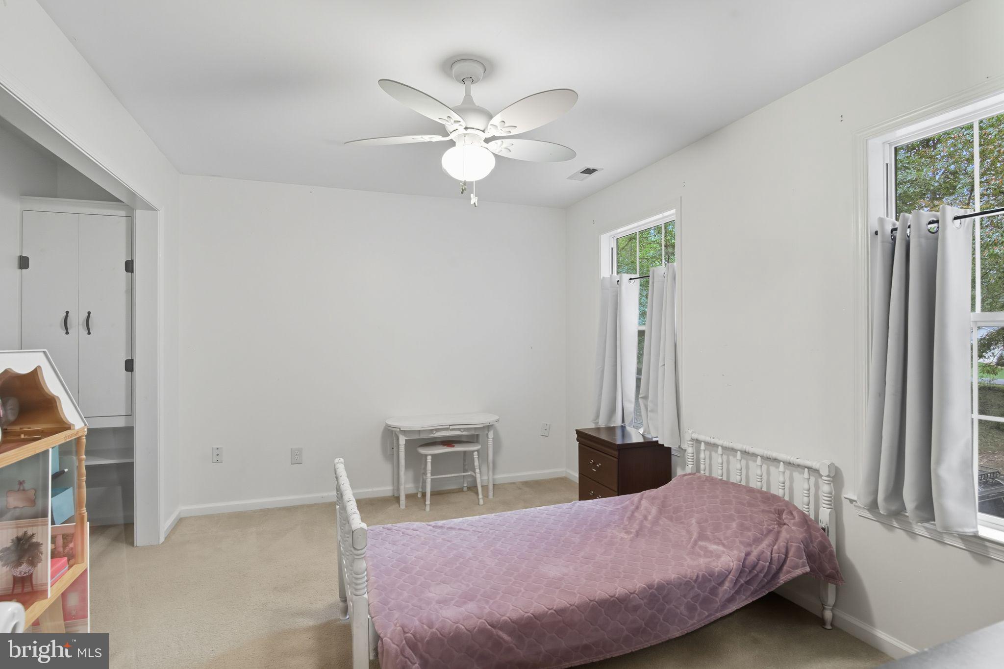 BLACK WALNUT RUN ESTATES - Residential