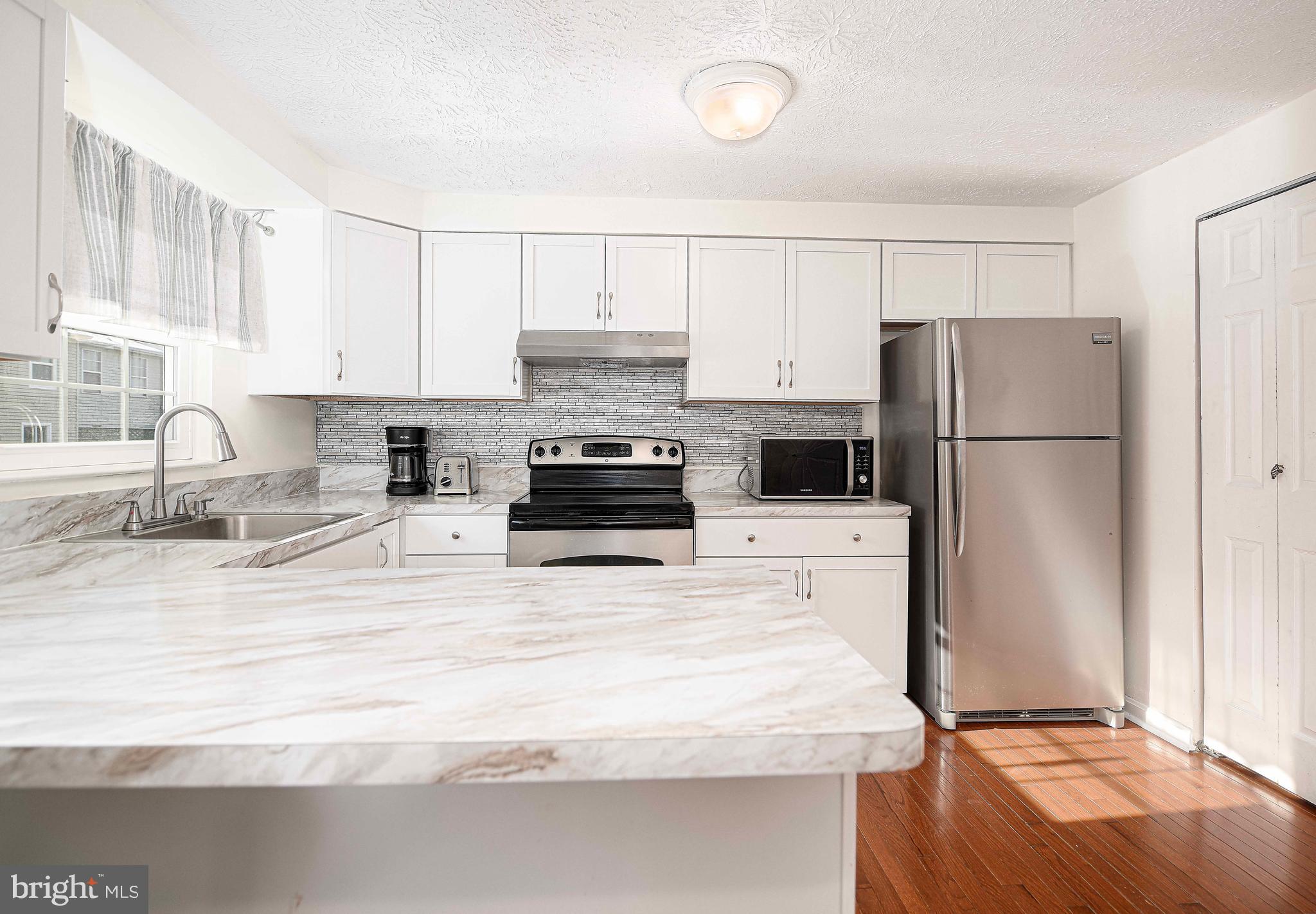 GREENBRIER HILLS - Residential