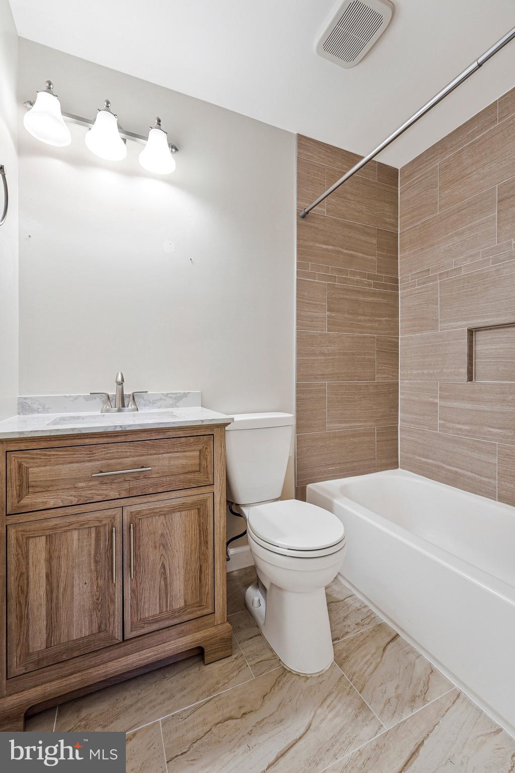 CAMBRIDGE STATION - Residential