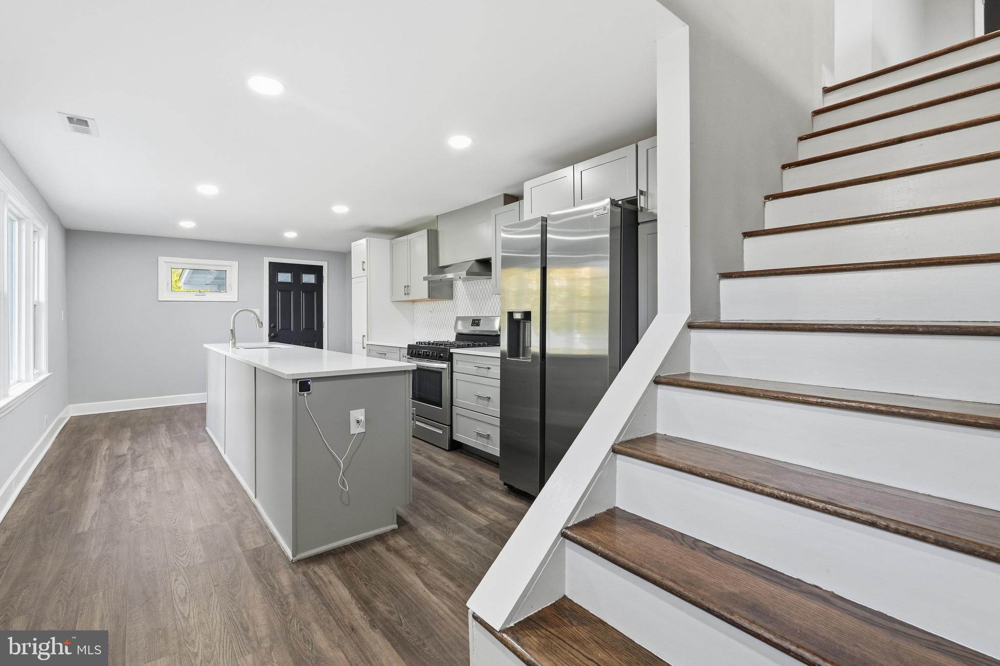 WESTMINSTER ELECTION DISTRICT - Residential