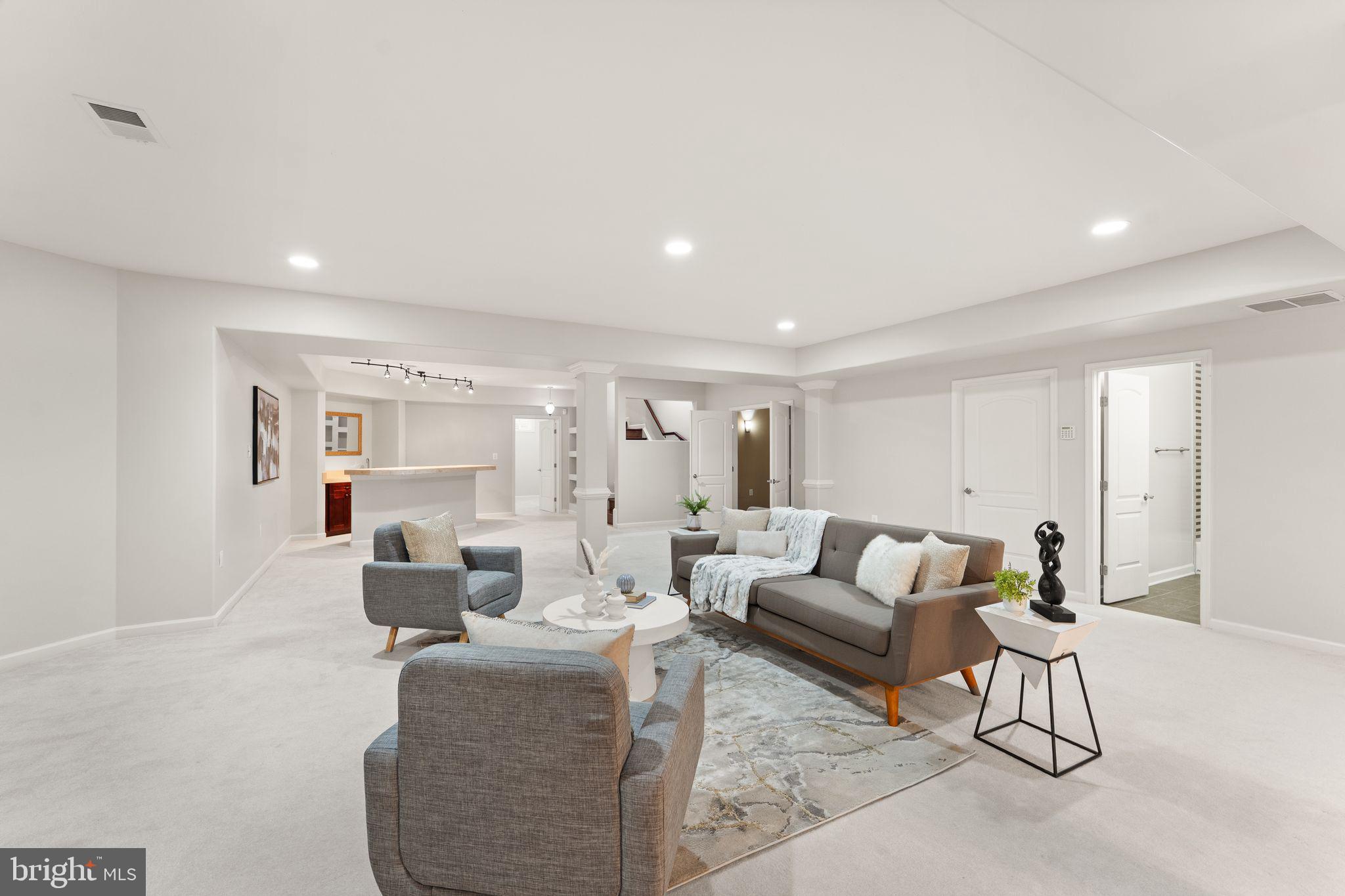 LITTLE RIVER HILLS - Residential