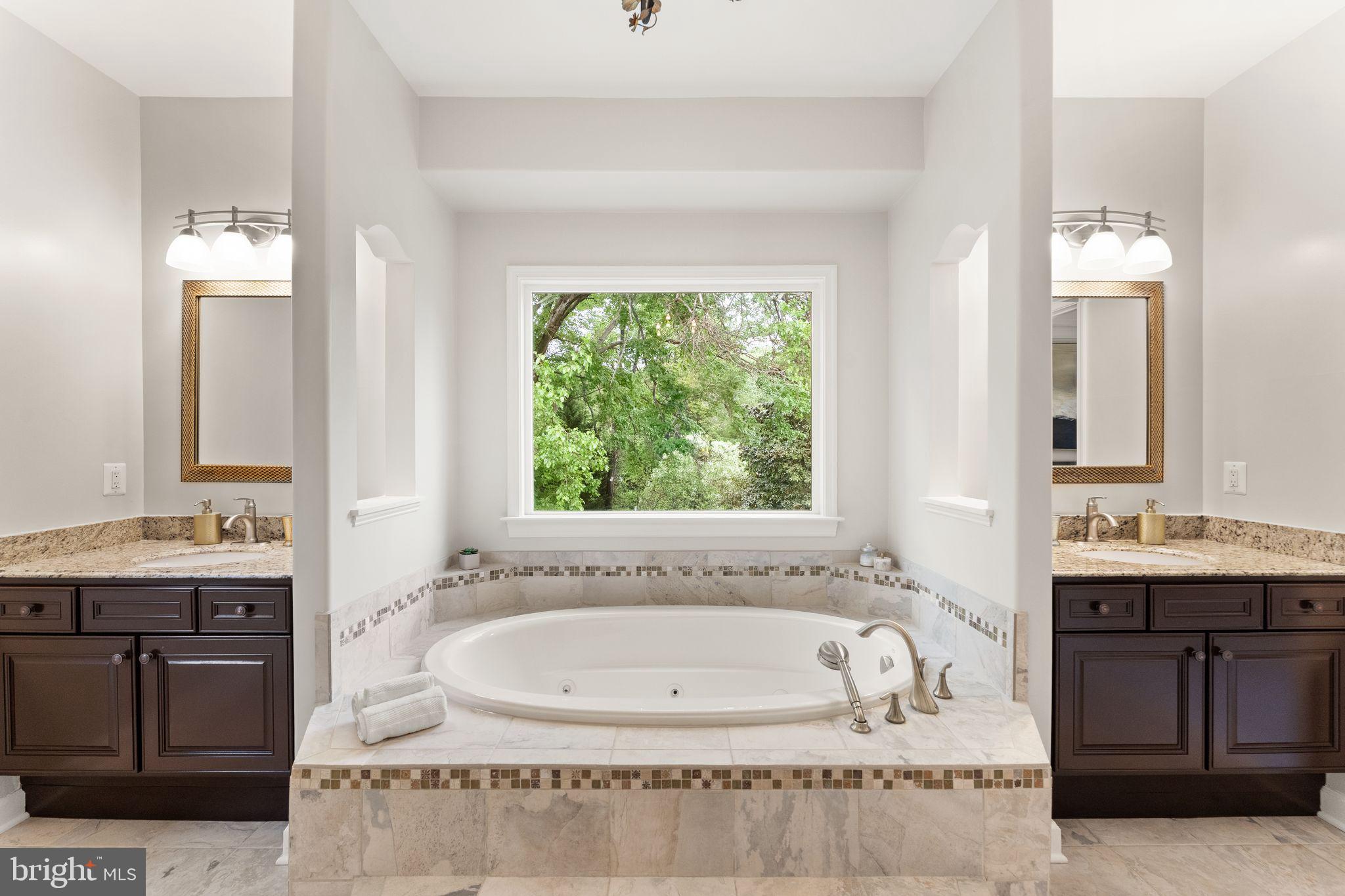 LITTLE RIVER HILLS - Residential