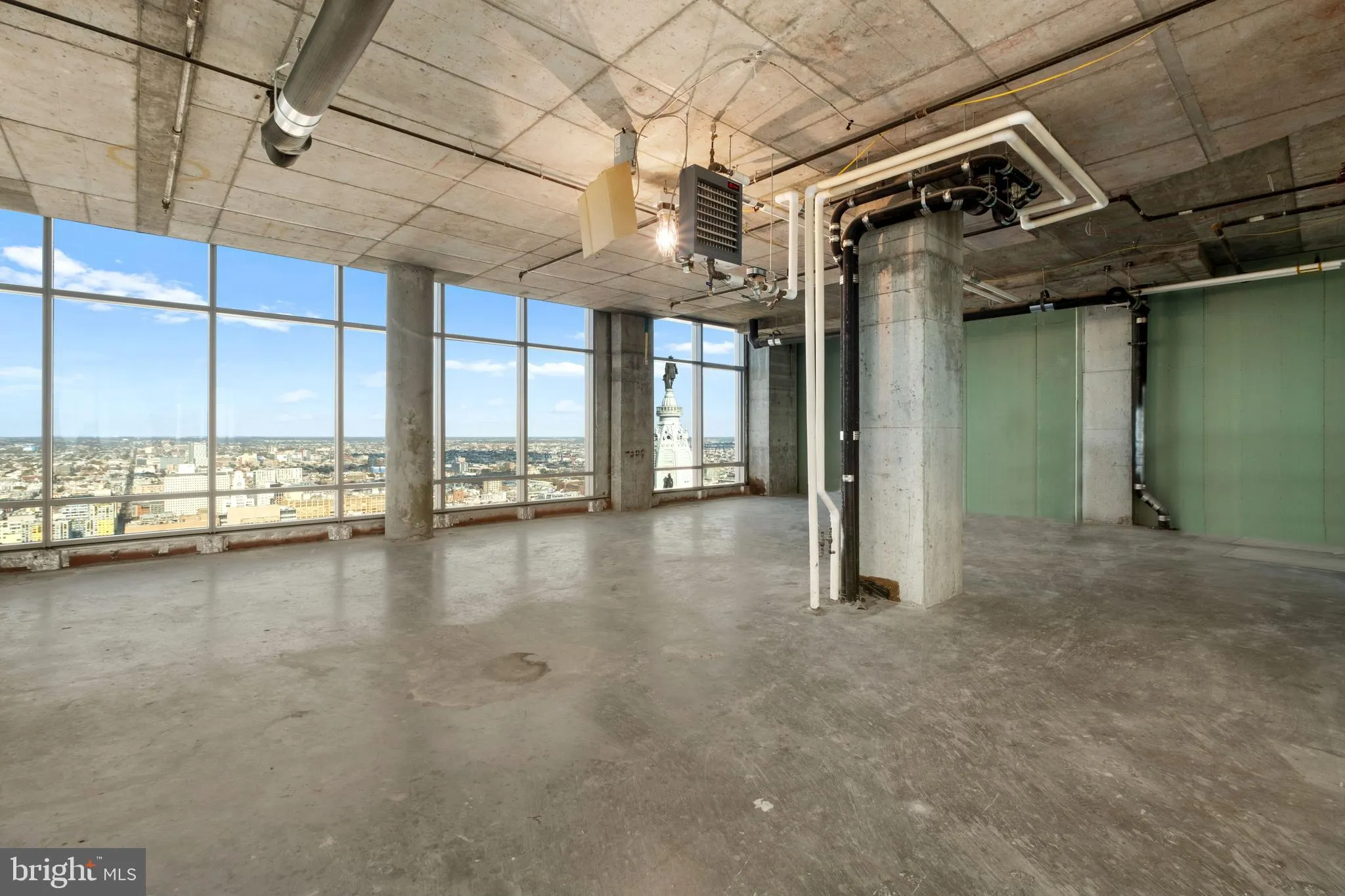 Philadelphia, Pennsylvania 19102, United States, 4 Bedrooms Bedrooms, ,5 BathroomsBathrooms,Residential,Active,31737