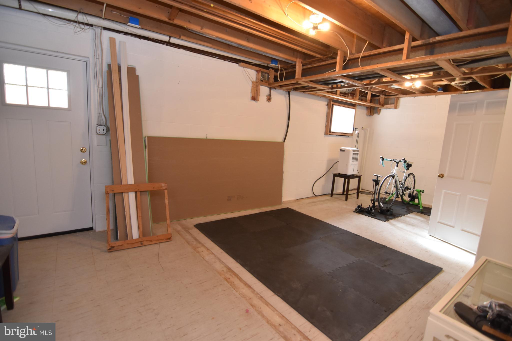 BRETON BAY/SOCIETY HILL - Residential