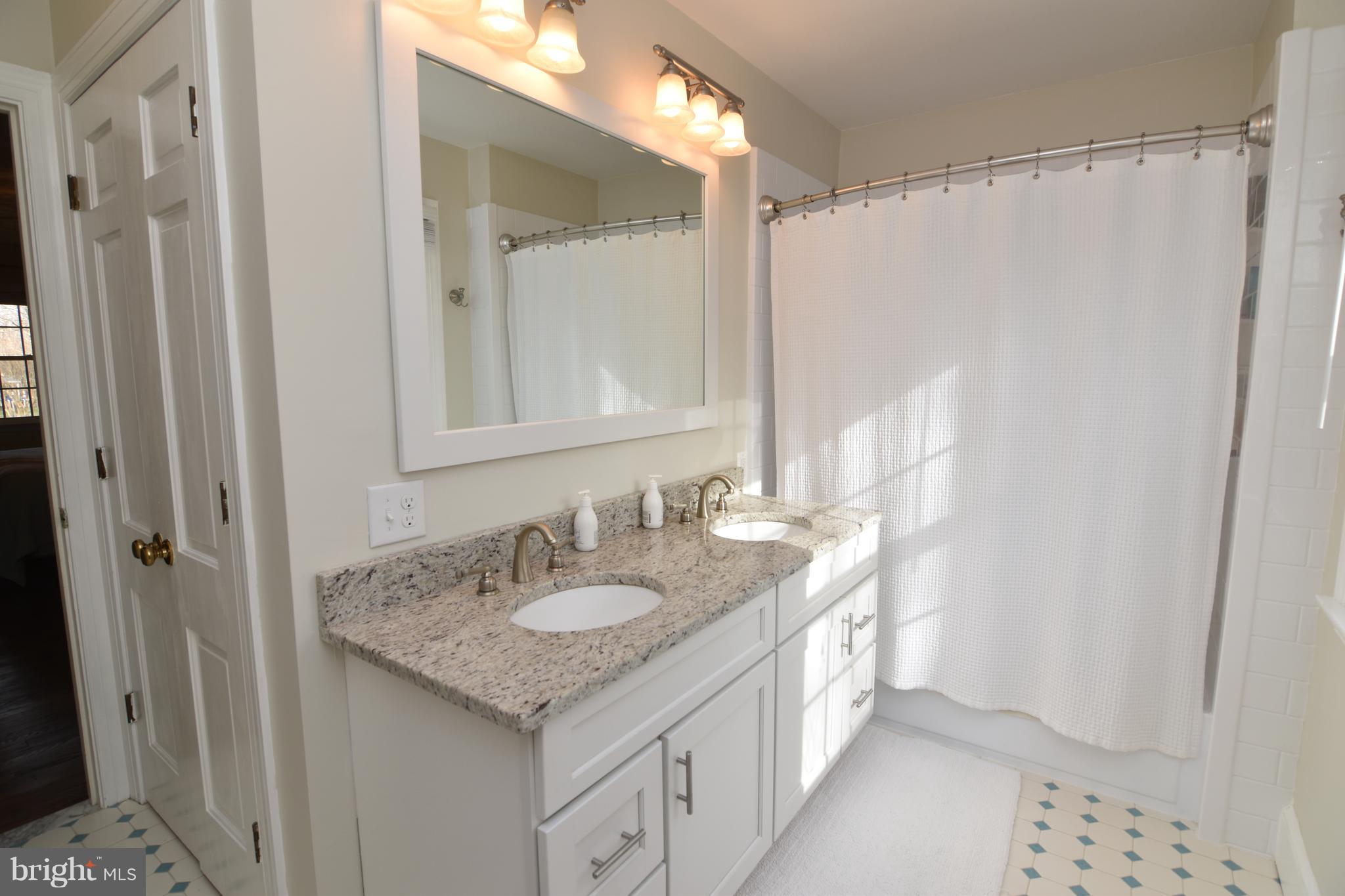 BRETON BAY/SOCIETY HILL - Residential