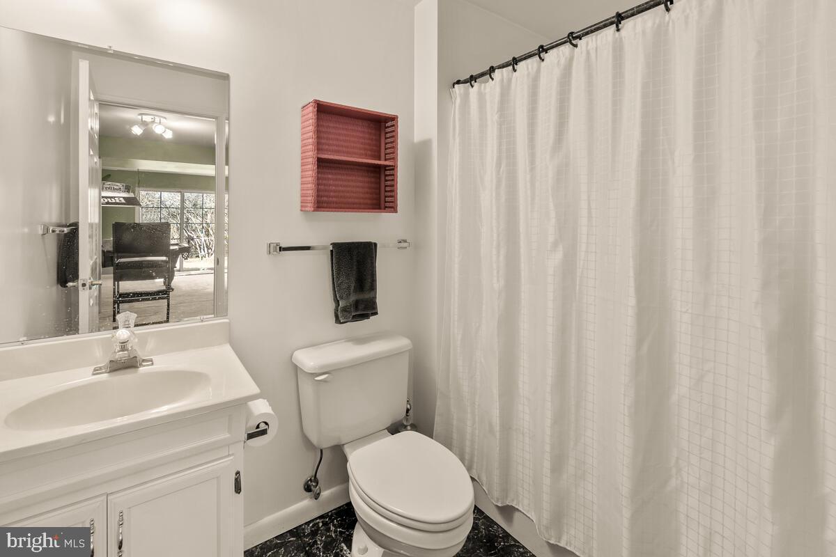 WINDSOR KNOLLS - Residential