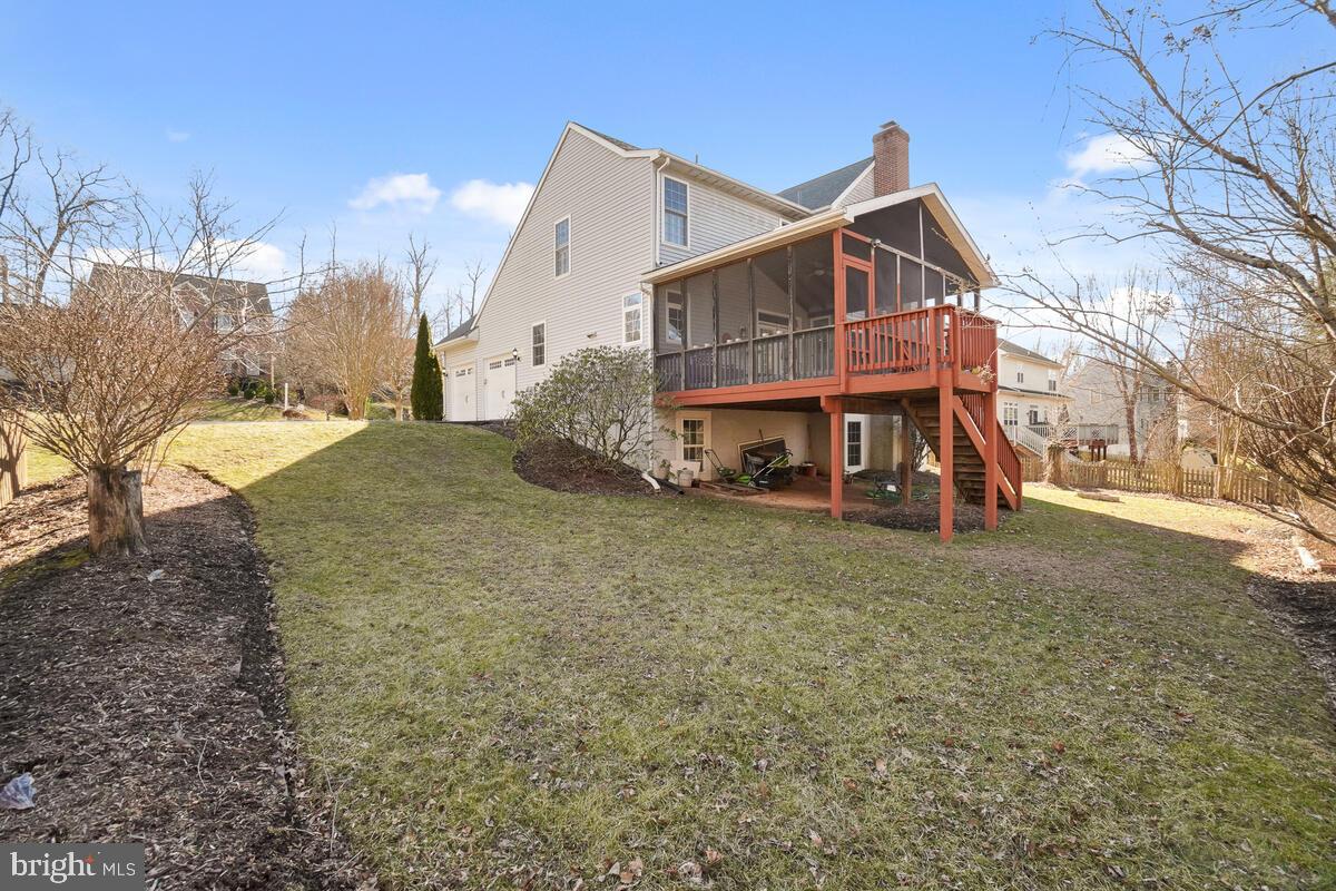 WINDSOR KNOLLS - Residential