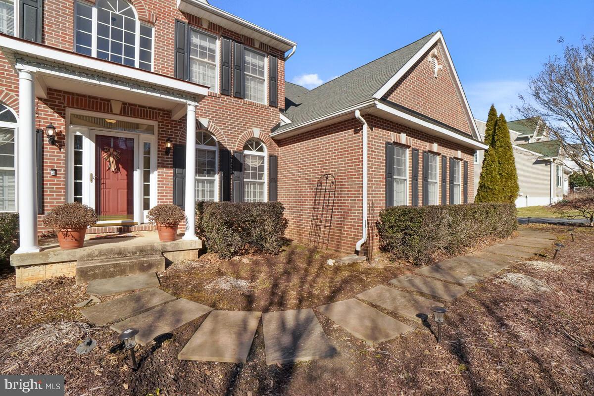 WINDSOR KNOLLS - Residential