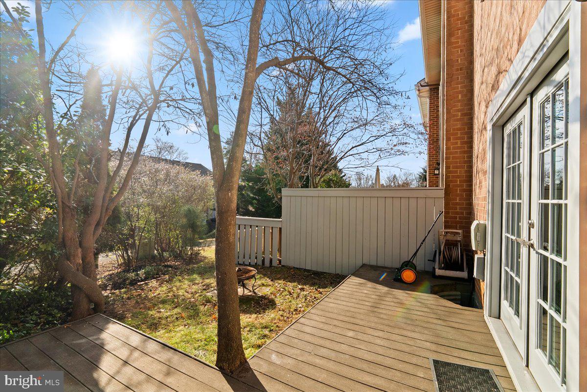 RESTON - Residential Lease