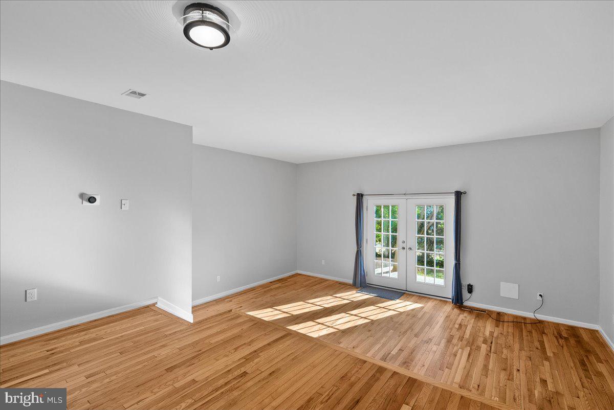 RESTON - Residential Lease