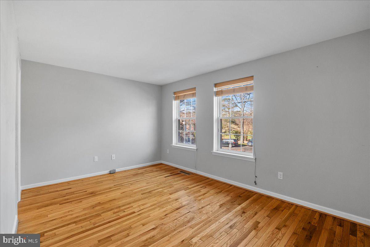 RESTON - Residential Lease